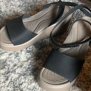 Stylish Black Wedge Sandals